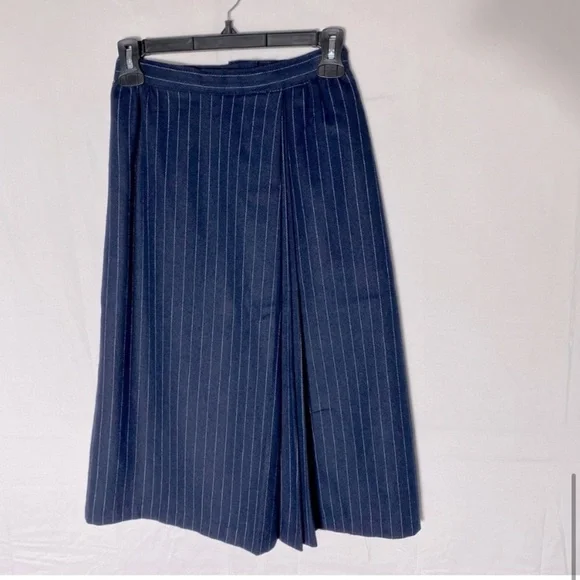 Vintage Crème Caramel Navy Blue Pinstriped Suit Skirt Set S - Picture 9 of 13